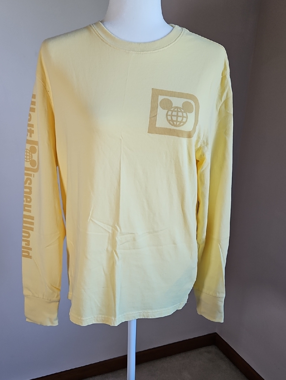 Disney World SZS Long Sleeve Sleeve Graphic Tee Yellow Disney Trip Vacation